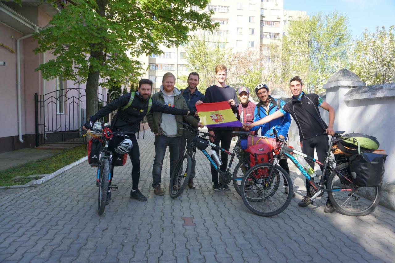 Lenin Street Hostel Tiraspol Exterior foto